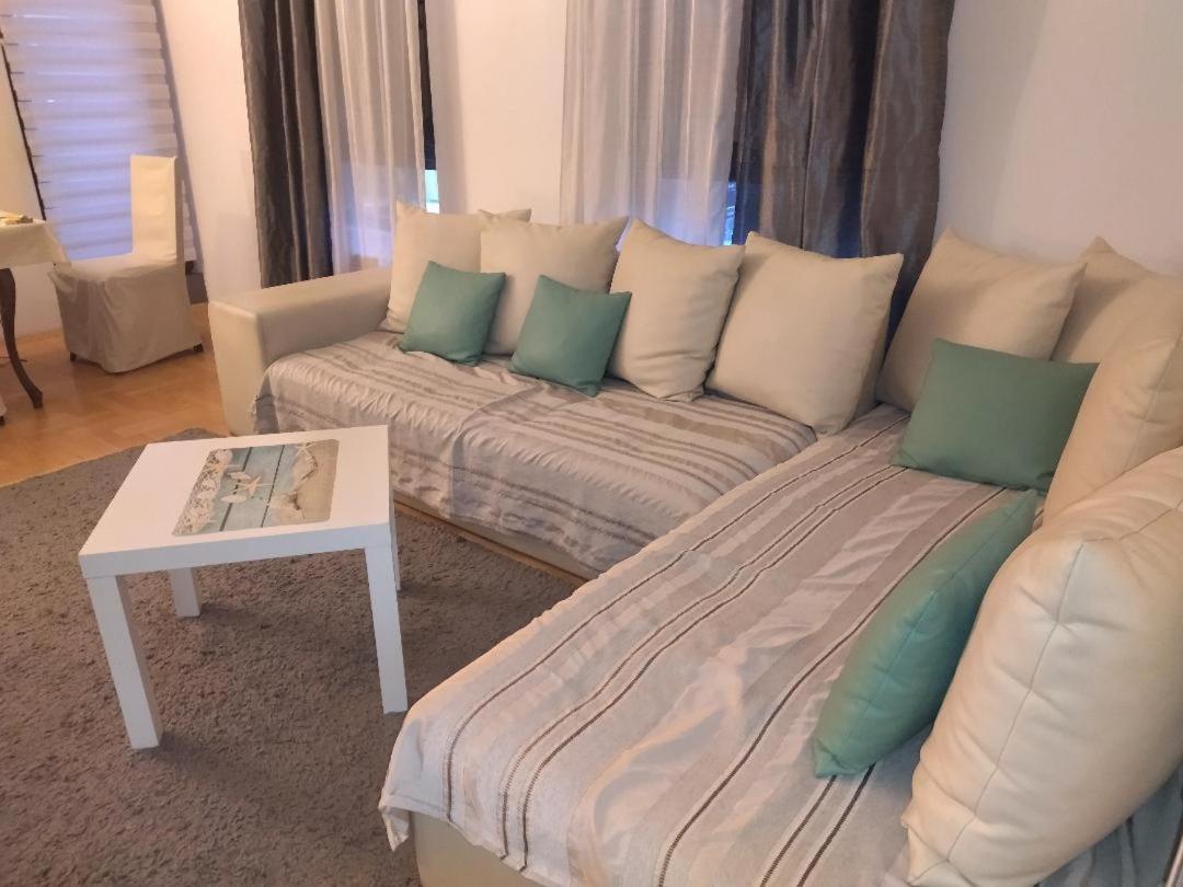Apartman Gana Altina Lux Belgrade Extérieur photo